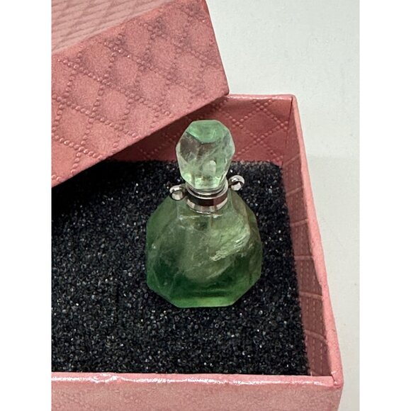 Decorative Green Glass Perfume Bottle with Stopper Original Pink Box Collectible - Picture 2 of 7